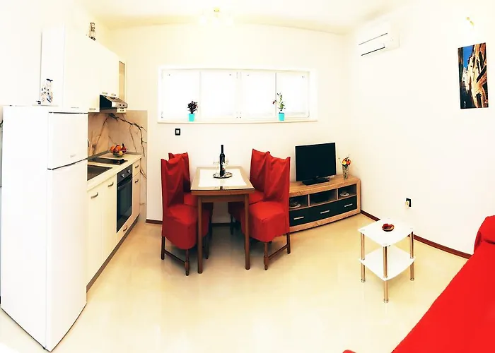 City Center Apartment 4 People