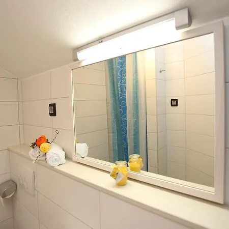 City Center Apartment 4 People Daire *