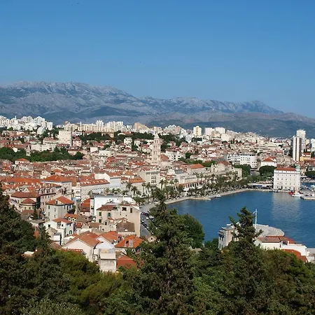 City Center Apartment 4 People *