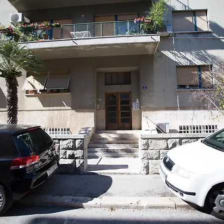 Appartement Center 4 People Split