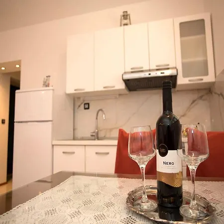 Daire City Center Apartment 4 People Split