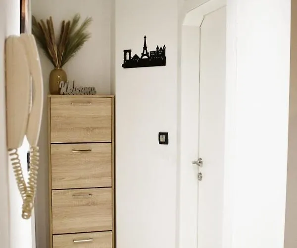 Center 4 People Appartement *