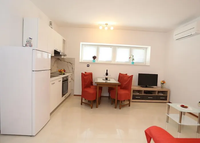 Center 4 People Appartement *